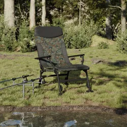 Риболовен стол с подлакътник, сгъваем, камуфлаж