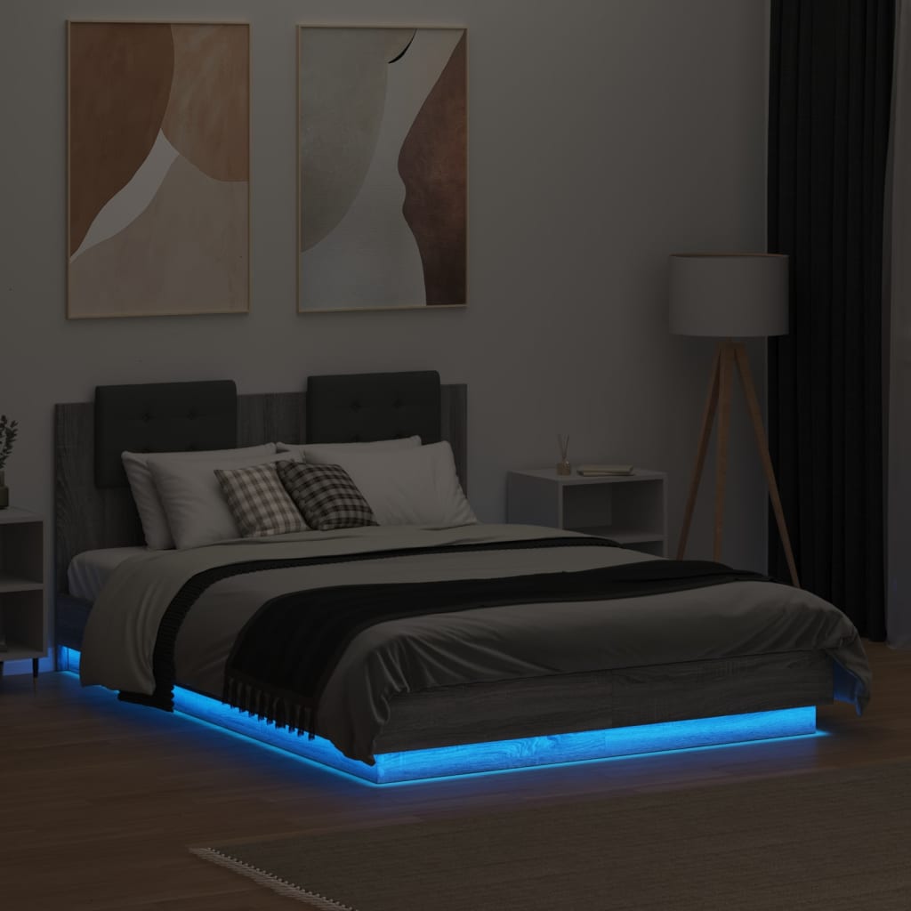 Рамка за легло с табла и LED осветление, сив сонома, 135x190 см